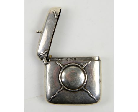 Arts &amp; Crafts design silver vesta case with hammered finish, by William Hair Haseler, B'ham 1905       