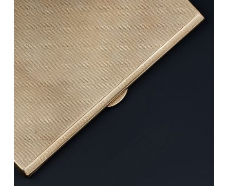 A 9CT GOLD CIGARETTE CASE, of hinged rectangular form, with engine-turned decoration and elasticated retainer, inscribed to i