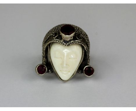 An art deco style 925 silver ruby set ring.(Q)