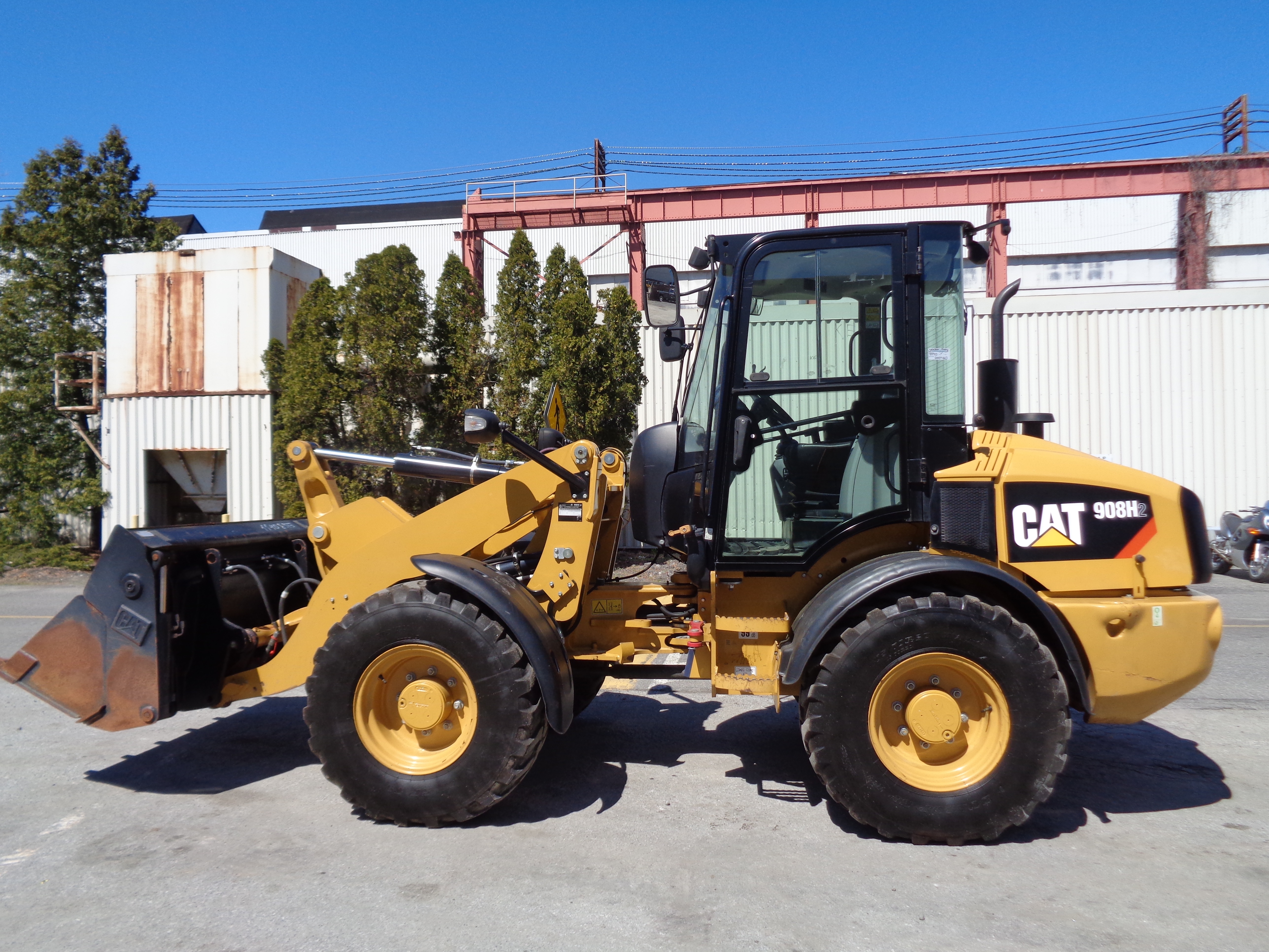 Make Caterpillar Model 908H2 Year 2014 Hours 1063 SN CAT908HCJRD007