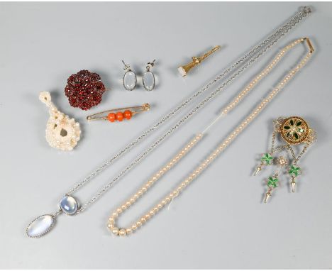 Collection of jewellery items including Victorian garnet-set flower cluster brooch, seed pearl pendant, Arts &amp; Crafts sty