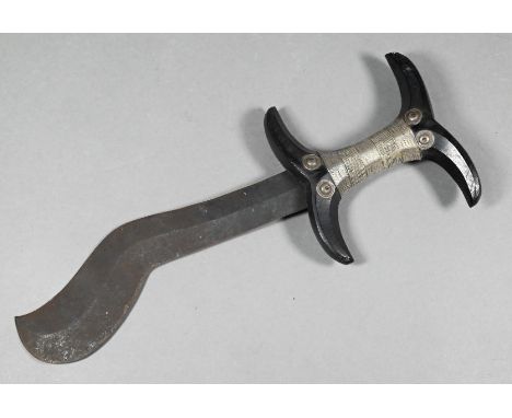 An antique Sudanese Bedja dagger with traditional shaped and curved 22 cm blade, on wire-bound wooden hilt, 33 cm overall