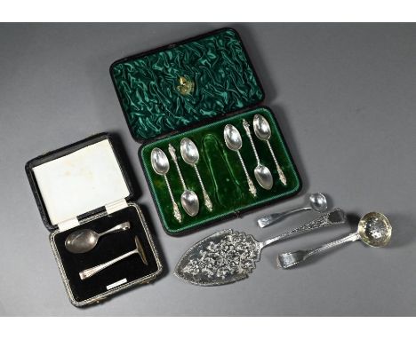 A Victorian engraved silver cake slice, Holland, Son &amp; Slater, London 1883 to/a a George III fiddle and thread sifter lad
