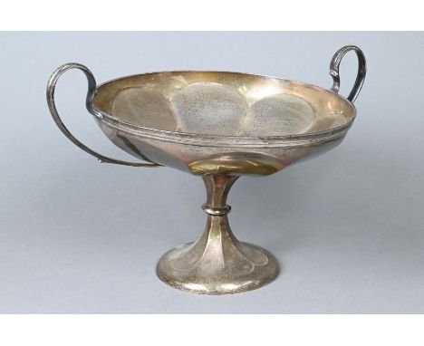 A silver comport on flared base, Mappin &amp; Webb, Birmingham 1911, 17oz (540g) gross (stem loaded)