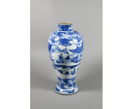 An early 18th century Chinese blue and white baluster vase, Kangxi period (1662-1722) Qing dynasty, the high shouldered body 