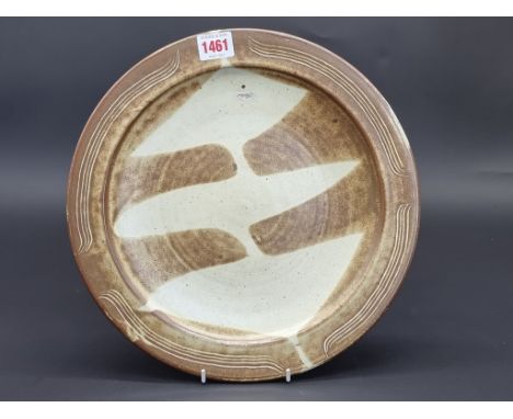 Studio Pottery: a Winchcombe stoneware charger, by Ray Finch, 31.5cm diameter, (firing blemishes).