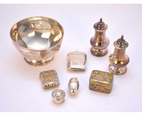 A small collection of silver, comprising; a silver bowl of faceted circular form, Sheffield 1919, a silver vesta case, a circ