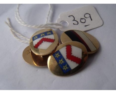 Pair 9ct enamelled cufflinks 7.4g inc     