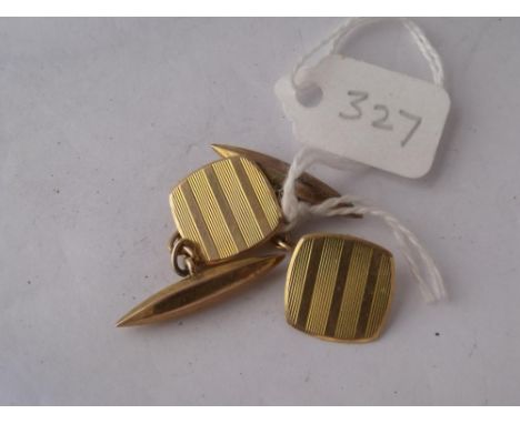 Pair 9ct square engine turned cufflinks 3.5g    