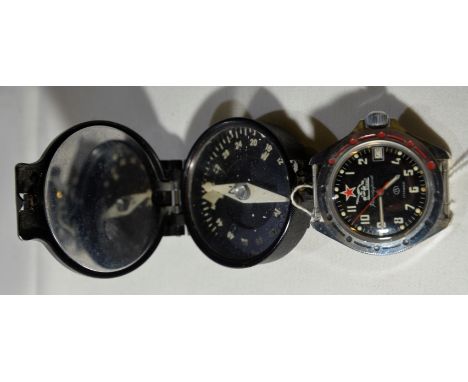 WWII period German marching compass seriel No. CJY024608 & Russian military wrist watch (2)