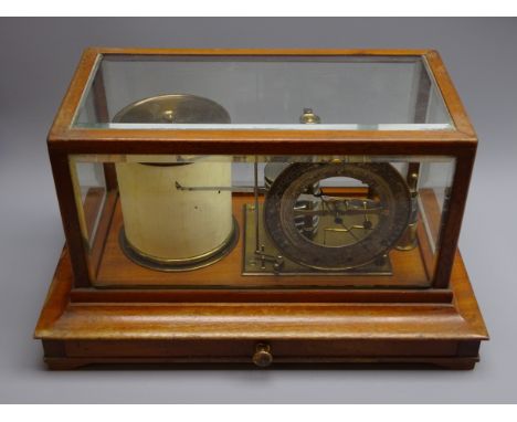 Edwardian barograph, lacquered brass mechanism with eight bellow silvered aneroid and dial marked Rd.428606 Benn Franks, Opti