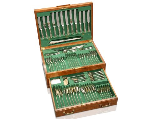 A GEORGE VI SILVER TABLE SERVICEby Pinder Brothers, Sheffield 1947 and 1950The handles fluted and with foliage terminal, comp