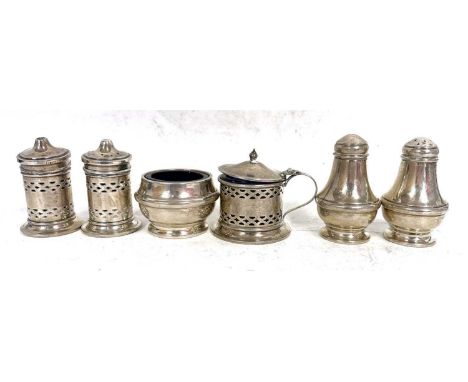 Mixed Lot: Three piece condiment set comprising cylindrical pierced shaped salt and pepper, hinged lidded mustard and liner, 