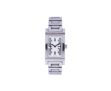 Bulgari Rettangolo: a stainless steel cased lady's wristwatch, ref RT39S, serial L118xx, the white dial with 3 and 9 Arabic n