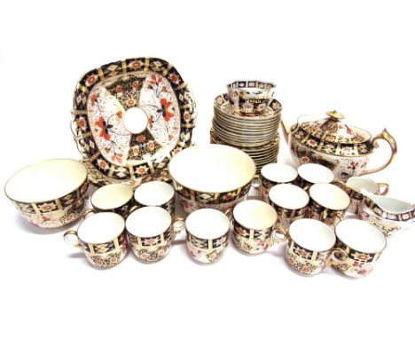 A GROUP OF VICTORIAN DAVENPORT IMARI PALETTE TEAWARES  patter 2614 comprising teapot, twelve cups, twelve side plates, ten sa