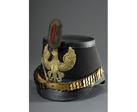 Preußen Tschako, wohl für Offiziere (Jäger?), Leder mit schwarzem Samtbezug und Schuppenkette, Reichskokarde, Emblem mit durc