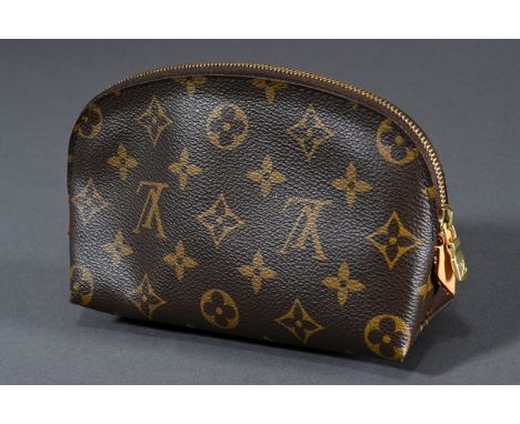 Louis Vuitton "Cosmetic Pouch PM" in Monogram Canvas mit abwaschbarem Textil Innenfutter, goldfarbenen Beschlägen und Reißver