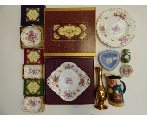 A boxed Royal Crown Derby posie footed bowl, with acorn handles, along with three further posie boxed trinket bowls, etc (10)