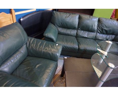 3 piece suite comprising of 3 seat sofa and a pair of matching arm chairs