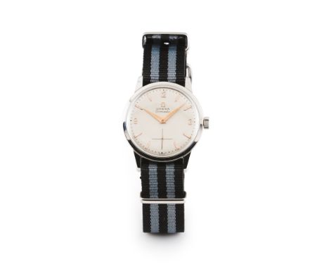 Seamaster model. Winding mechanical movement (Cal. 268) with serial Nº 18430987.Stainless steel case with  ref Nº 125.003-62.