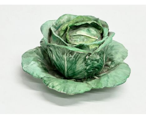 A rare glazed ceramic ‘Cabbage’ tureen with lid. Possibly by Dodie Thayer or Lady Anne Gordon. 18x12cm 