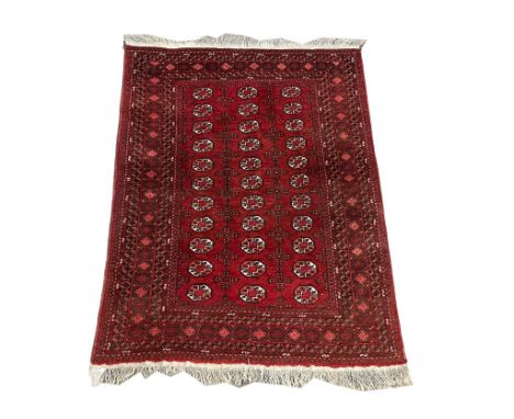 A vintage hand knotted Turkoman Afghan rug. 195x135cm 