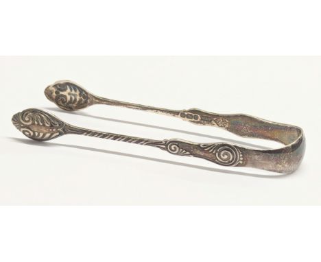 A pair of late 19th century silver sugar tongs by Mappin &amp; Webb. Sheffield 1895. 17.8g 