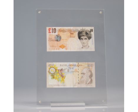 Banksy (in the style of) - Lady Di Face Tenner, 2004 2 Offset prints on paper - Weight:  355 g - Region: England - Period: 21