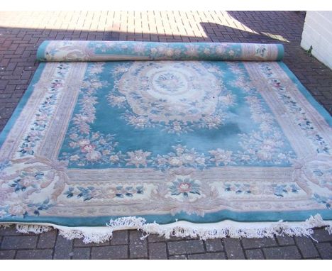 Large Chinese style carpet - 374cm x 274cm 