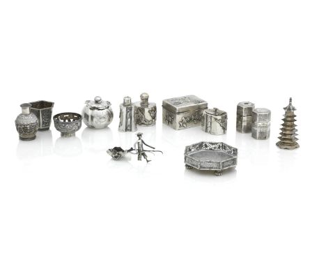A COLLECTION OF SMALL CHINESE NOVELTY SILVER ITEMSVarious marksIncluding a miniature planter, a model of a pagoda, a gourd-sh