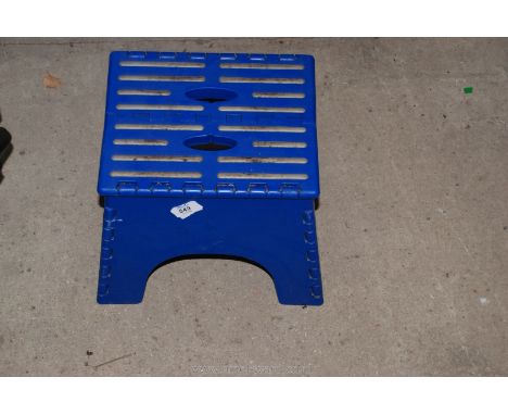 A collapsible step.