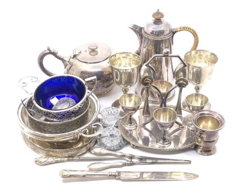 A collection of silver plated items, including:- an plated four-person egg cruet set, including four spoons, a teapot and cof