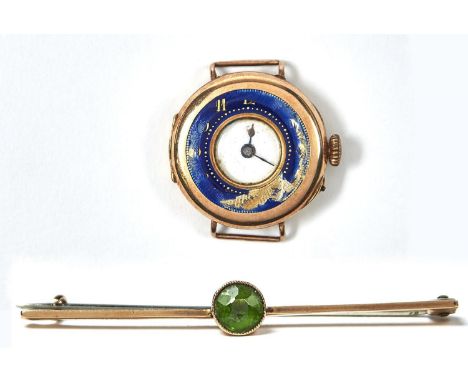 A 9CT GOLD AND ENAMEL LADY'S WRISTWATCH AND A GREEN PASTE SET GOLD BAR BROOCH, MARKED 9CT, WRISTWATCH 25MM DIAM, IMPORT MARKE