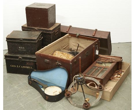 MISCELLANEOUS ITEMS, INCLUDING CABIN TRUNK, JAPANNED TINS, OAK WALL CLOCK, CAST IRON CHANDELIER, LINEN AND BANJO, ETC 