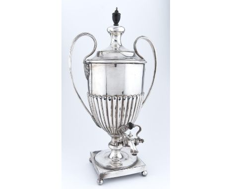 A VICTORIAN SHIELD SHAPED PLATED TEA URN AND COVER, LATE 19TH C, IN NEO CLASSICAL STYLE, 54CM H Localised wear to plating and