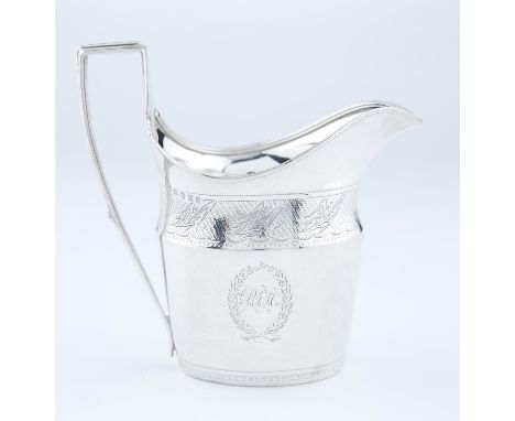 A GEORGE III SILVER CREAM JUG, OF FLARED OVAL SHAPE WITH ENGRAVED BAND, REEDED RIM AND HANDLE, 12.5CM H, BY HENRY CHAWNER AND