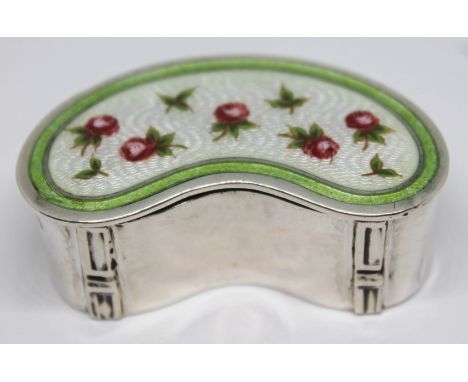 An Edwardian Arts &amp; Crafts style kidney shaped snuff box with gilt interior and enamelled top, Levi &amp; Salaman, Birmin