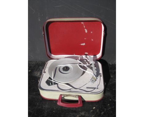 Retro Kitsch Vintage boxed record player - 5.5 x 15 x 11"
