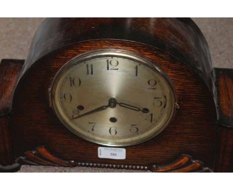 OAK MANTLE CLOCK
34cm long