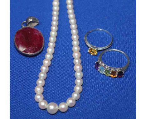 COLLECTION OF SILVER JEWELLERY
including two silver rings, a silver pendant, a yellow metal spinning fob and a cultured pearl