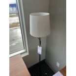 lampe sur pied