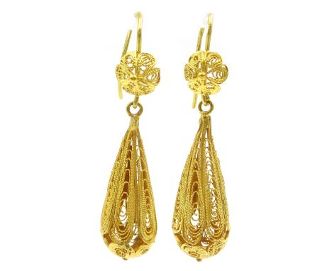 Pair of 18ct gold filigree pendant ear-rings, stamped 750  Condition Report approx 5.2gmClick here for further images, condit