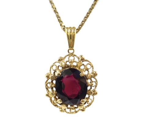 9ct gold garnet pendant necklace, hallmarked  Condition Report Approx 6gm, garnet 1.2cmClick here for further images, conditi