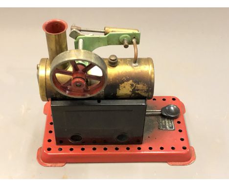 A Mamod live steam engine, length 18cm.
