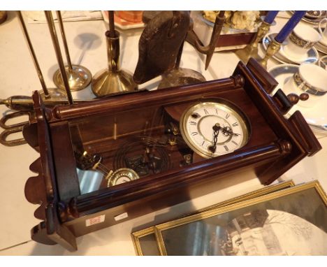 Vintage style chiming Vienna Highland wall clock 
