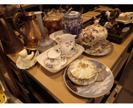 Mixed ceramics including Royal Worcester 
