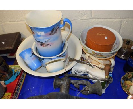 Wash basin and jug with matching chamber pot, soap dish and brush holder