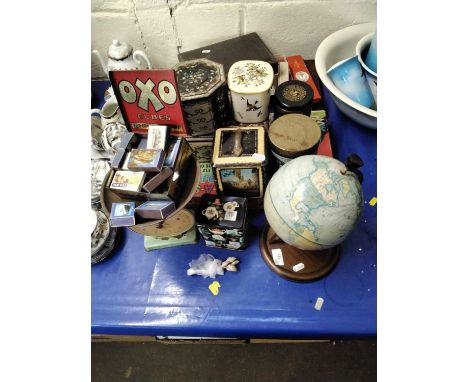 Mixed Lot: Collectors tins, scales, globe and other items