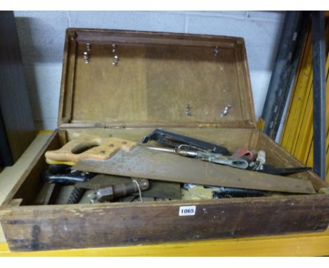 A WOODEN TOOLBOX, containing a quantity of hand tools 
