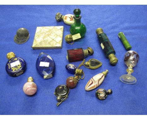 Box of assorted collectables to include various single and double ended scent bottles, filigree caddy spoon, porcelain trinke